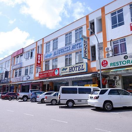 Oyo89763蓝水酒店 丰盛港 外观 照片